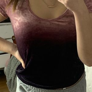 American Eagle crop top/t shirt